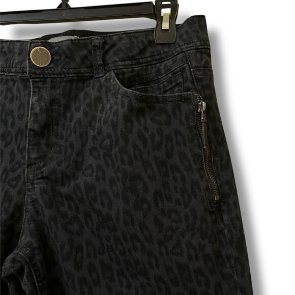 Wit & Wisdom gray / black leopard print jeggings - Picture 5 of 7